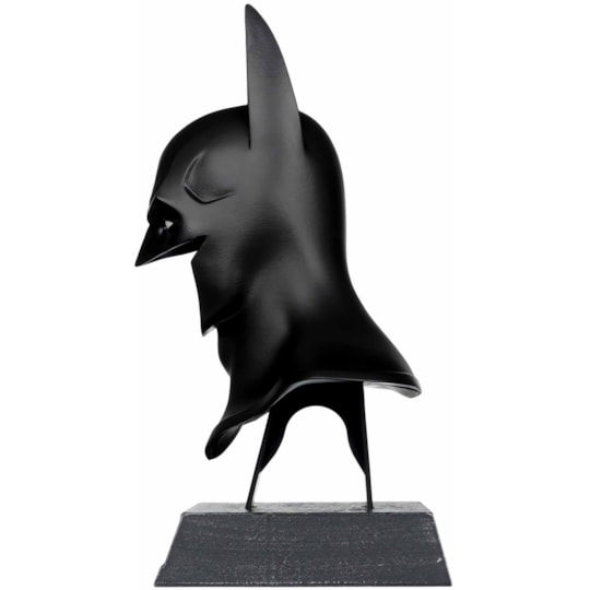 Batman Arkham Asylum 2009 Escala 1:3 Cowl Replica Mcfarlane