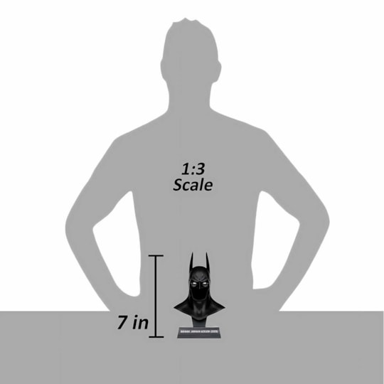 Batman Arkham Asylum 2009 Escala 1:3 Cowl Replica Mcfarlane