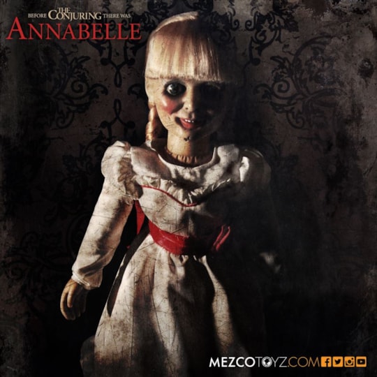 Boneca Annabelle Prop Replica - 46 Cm - Mezco