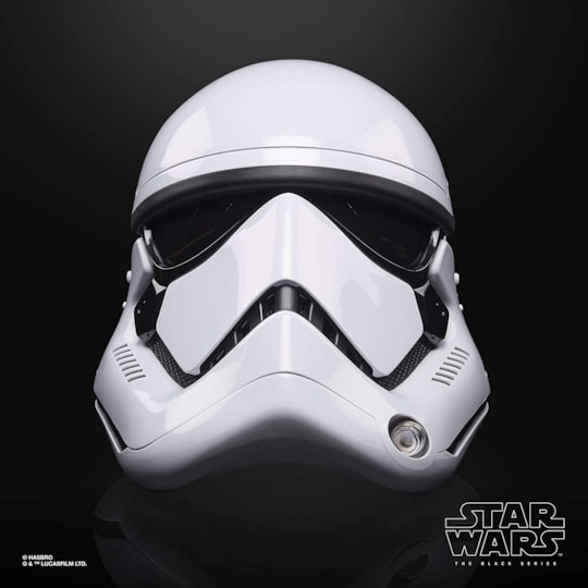 Capacete First Order Stormtrooper Premium Eletronic Helmet Star Wars Black Series Hasbro