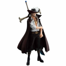 Dracule Mihawk Beyond The Trials Ichibansho Masterlise Figure - One Piece - Bandai