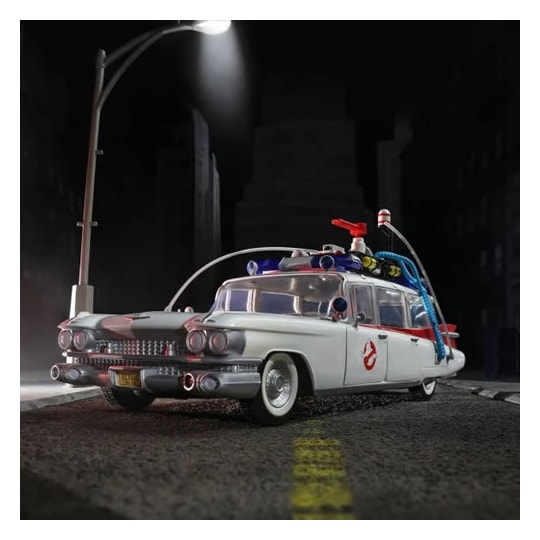 Ecto-1 Plasma Series Escala 1/18 Ghostbusters Hasbro