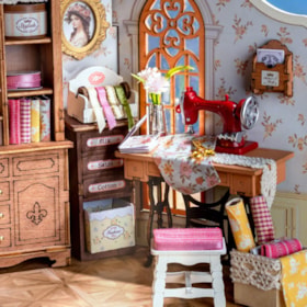 Kit de Montar Elsa's Tailoring Book Nook Diorama para prateleira Hands Craft Rolife