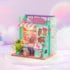 Kit de Montar Hello Kitty Bookstore Book Nook Diorama para prateleira - Hello Kitty - Hands Craft