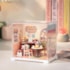 Kit de Montar Honey Tea Lounge Book Nook Diorama para prateleira - Hands Craft Rolife