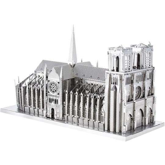 Fascinations Metal Earth Premium Series Yamato Battleship Kit de modèle en métal 3D avec pince à épiler Fascinations Metal Earth Premium Series Yamato Battleship Kit de modèle en métal 3D avec pince à épiler