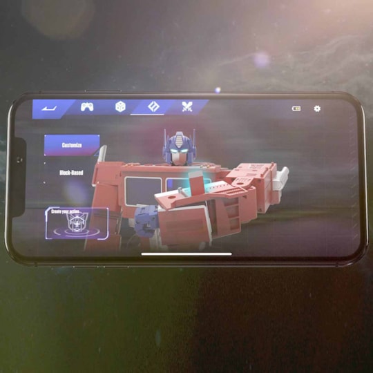 Optimus Prime Elite Auto-Converting Robot - Transformers - Robosen
