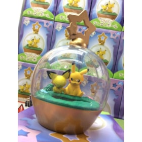 Pikachu e Pichu Premium Light-up Ball Pokemon Sega