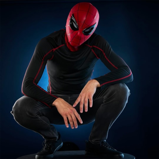 Replica Spider-Man Homecoming Electronic Expressive Mask - Marvel Legends - Hasbro
